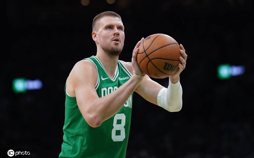 世界球会冠军杯2025_三方交易世界球会冠军杯2025！凯尔特人送出波尔津吉斯 得到尼昂+次轮