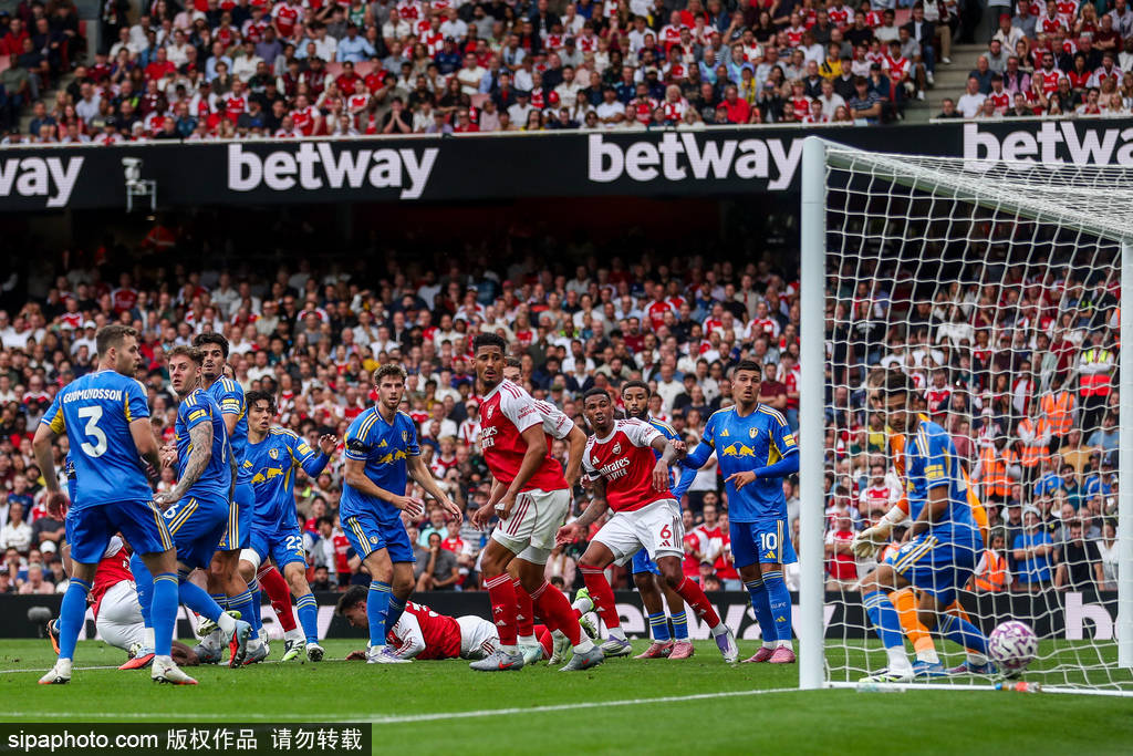 波兰超级联赛
_英超-约克雷斯双响萨卡破门+伤退 阿森纳5-0利兹联暂登顶