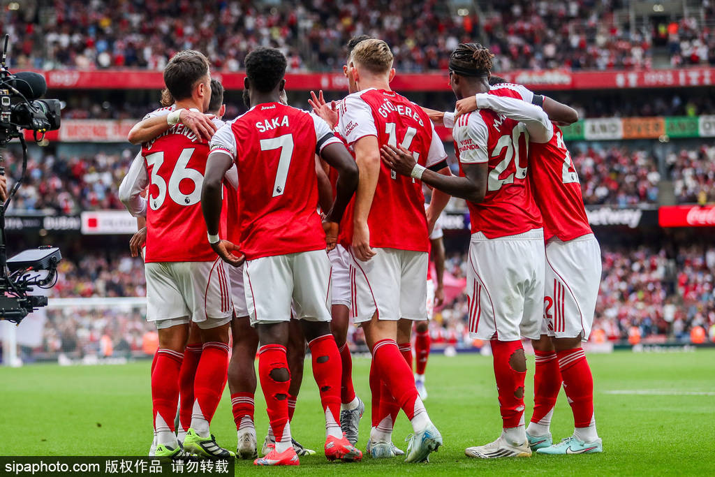 波兰超级联赛
_英超-约克雷斯双响萨卡破门+伤退 阿森纳5-0利兹联暂登顶