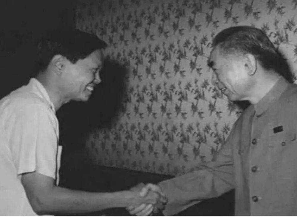 皇冠信用網代理如何申请_“大先生”千古皇冠信用網代理如何申请，杨振宁的一生