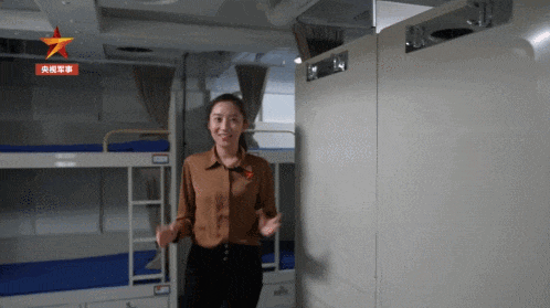 皇冠信用网申请_双层软卧变三层硬卧！福建舰宿舍首次公开皇冠信用网申请，咋比辽宁山东舰还挤？