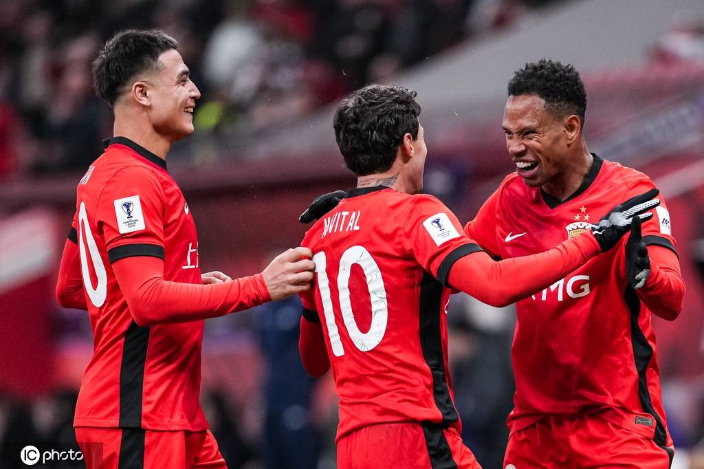 皇冠信用网如何申请_继续垫底皇冠信用网如何申请！亚冠-林皇2射1传维塔尔世界波 海港主场1-3首尔