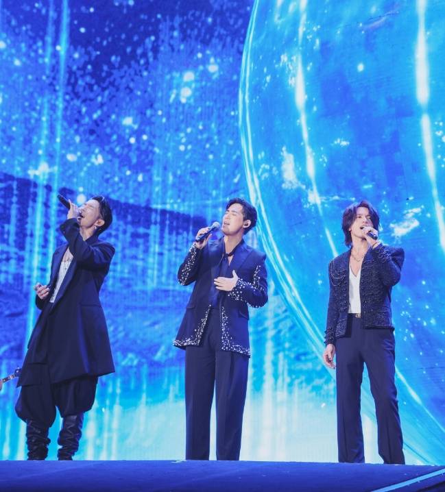 皇冠信用網怎么开通
_知名女歌手在上海迪士尼被偶遇皇冠信用網怎么开通
,见证求婚!“一时不知道谁更幸福”