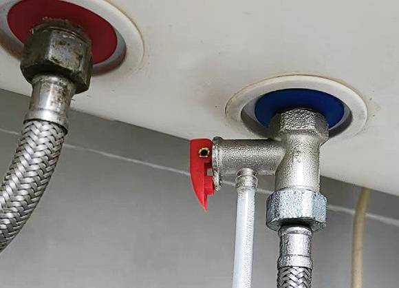 皇冠官网_滚烫的水皇冠官网，从头流到脚！今晚洗澡前紧急提醒！