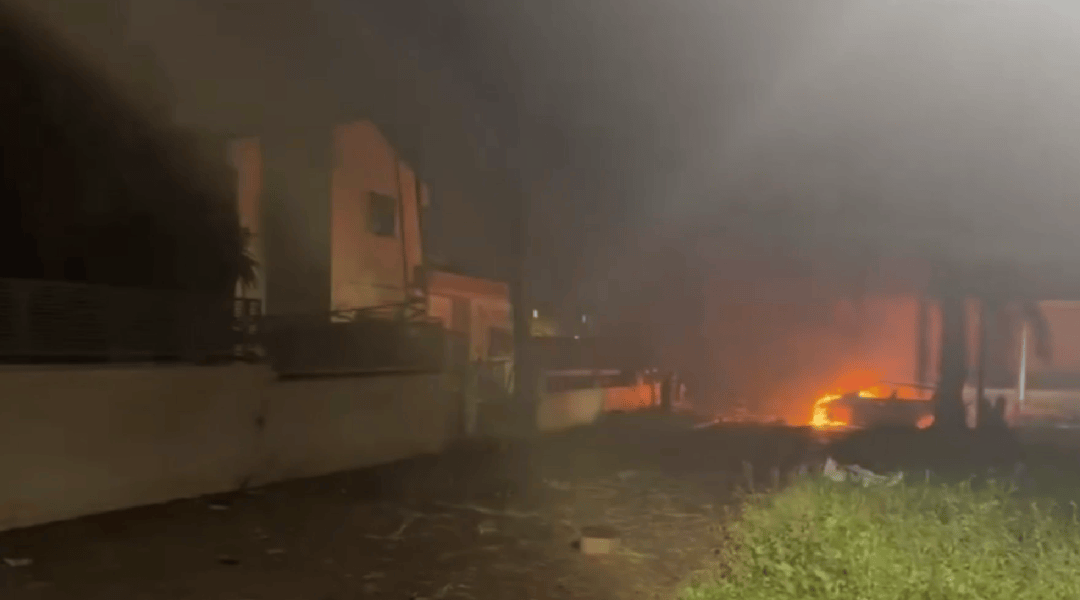 皇冠信用最新地址_以色列迪莫纳被伊导弹击中皇冠信用最新地址,国际原子能机构:未影响附近核研究中心