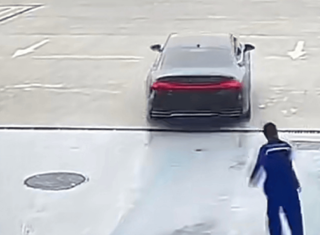 皇冠信用网代理如何注册_合肥警方通报“奥迪车加油后逃单”:涉案驾驶人马某庆(男皇冠信用网代理如何注册,21岁,外省人)已被行拘